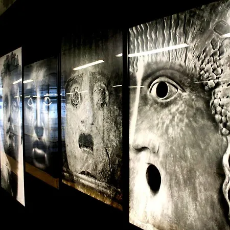 Metro Art Appartement Naples